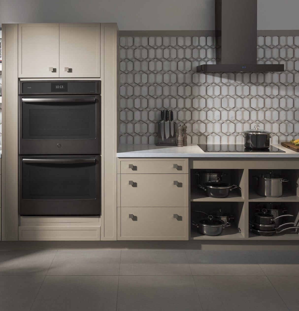 GE Profile™ 30" Built-In Touch Control Electric Cooktop