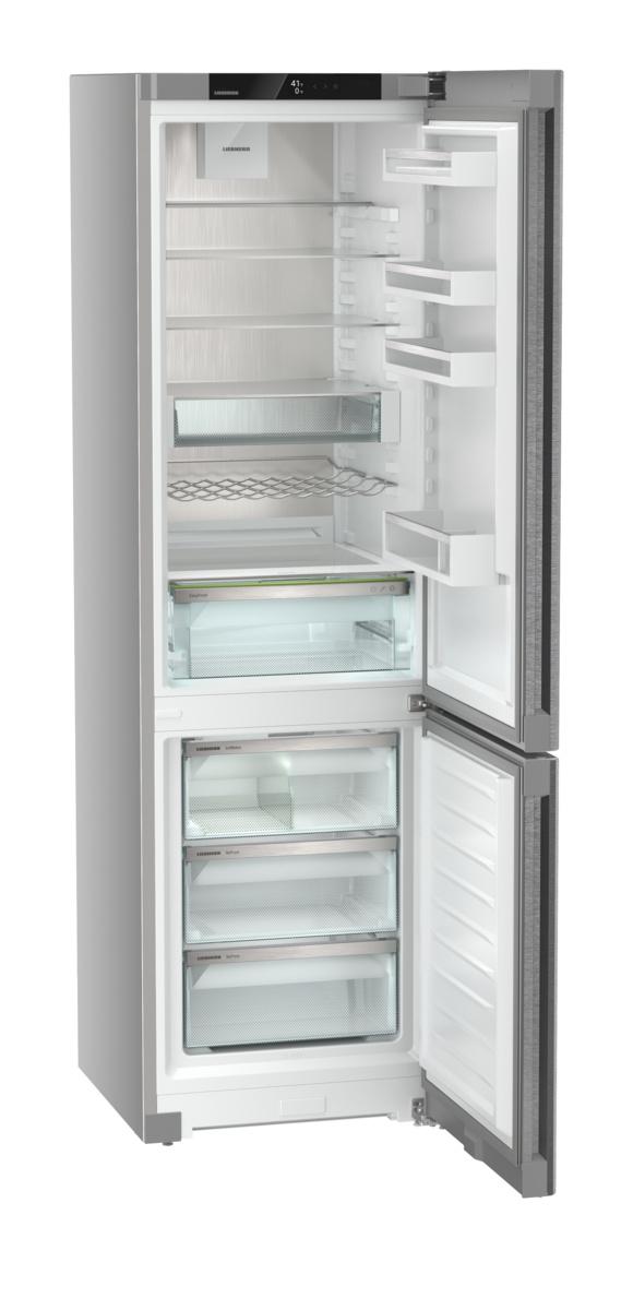 Combined fridge-freezers with EasyFresh and NoFrost