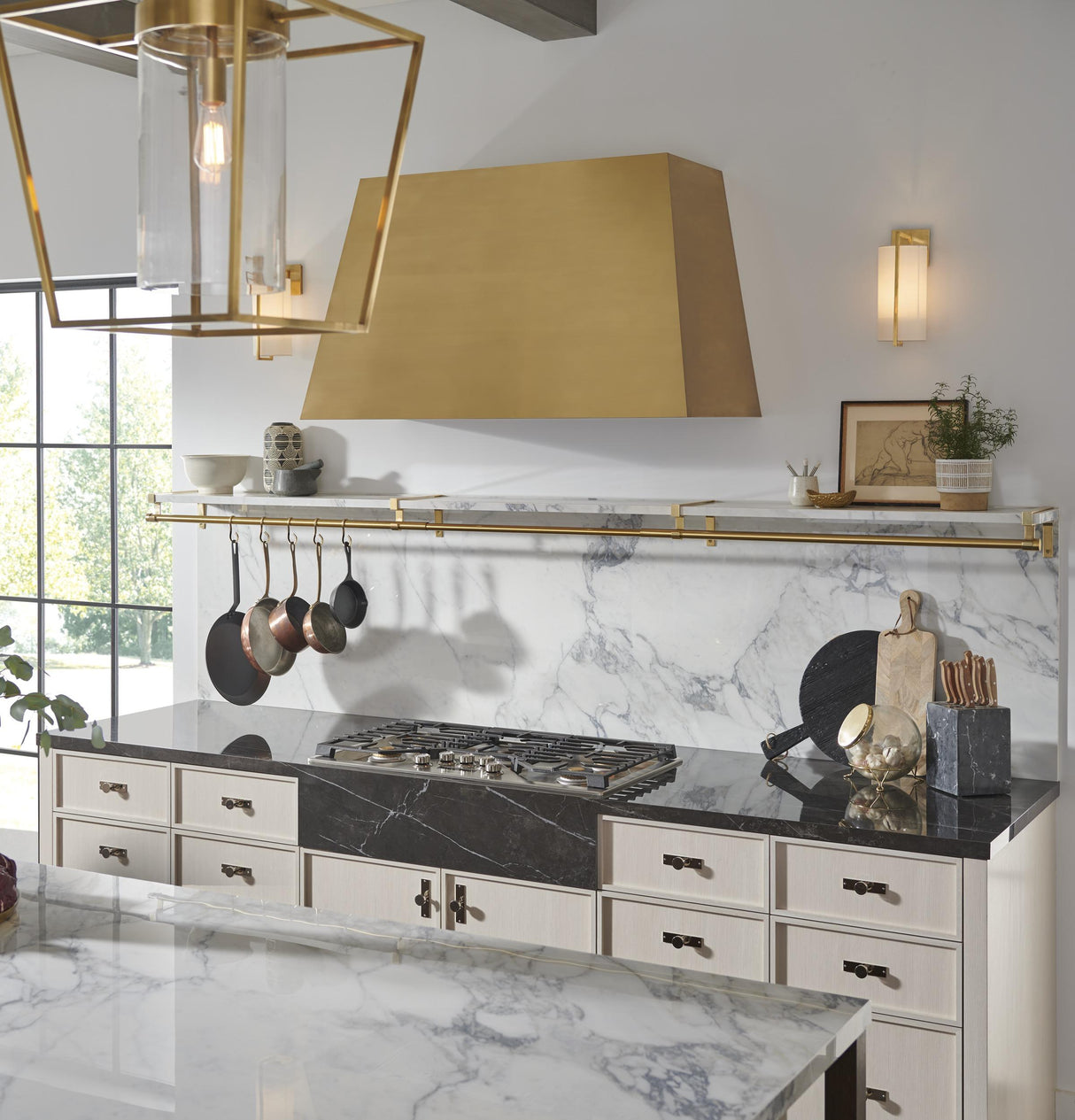 Monogram 36" Deep-Recessed Gas Cooktop