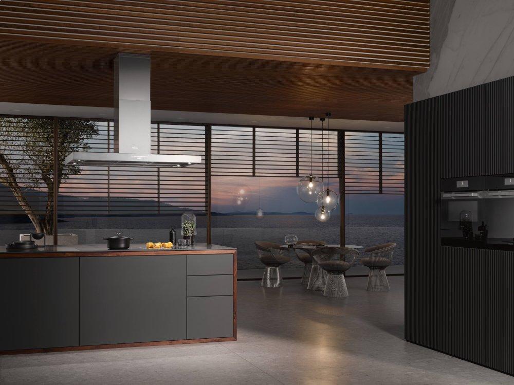 DA 4248 V D Puristic Varia Stainless steel - Island d(eback)cor hood with energy-efficient LED lighting and backlit controls for easy use.