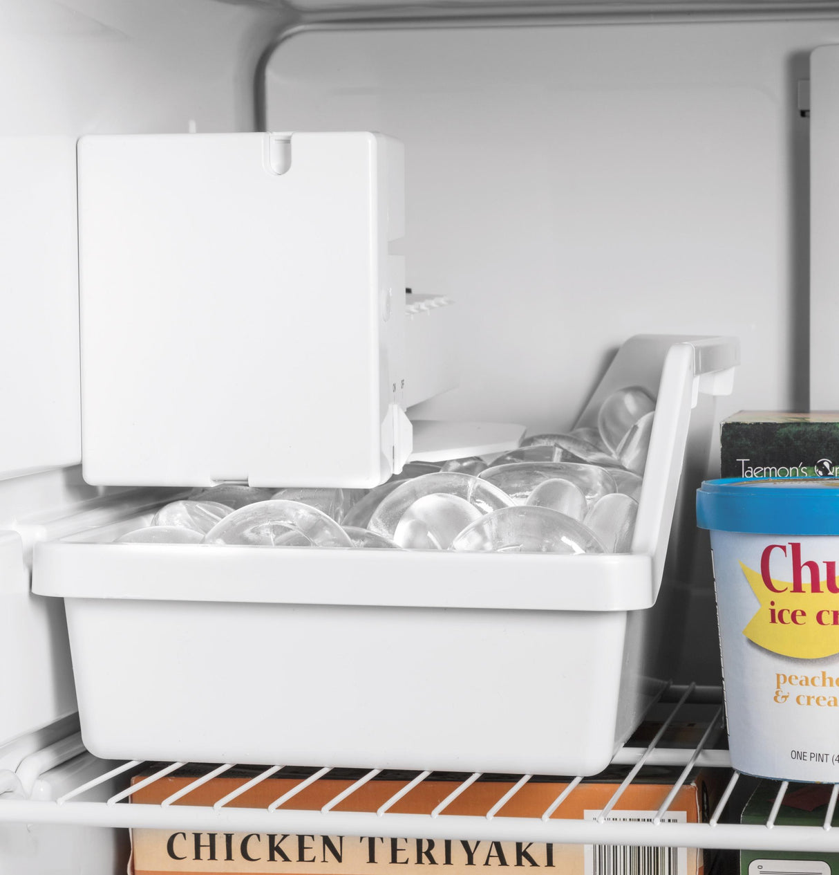 GE® ENERGY STAR® 21.9 Cu. Ft. Top-Freezer Refrigerator