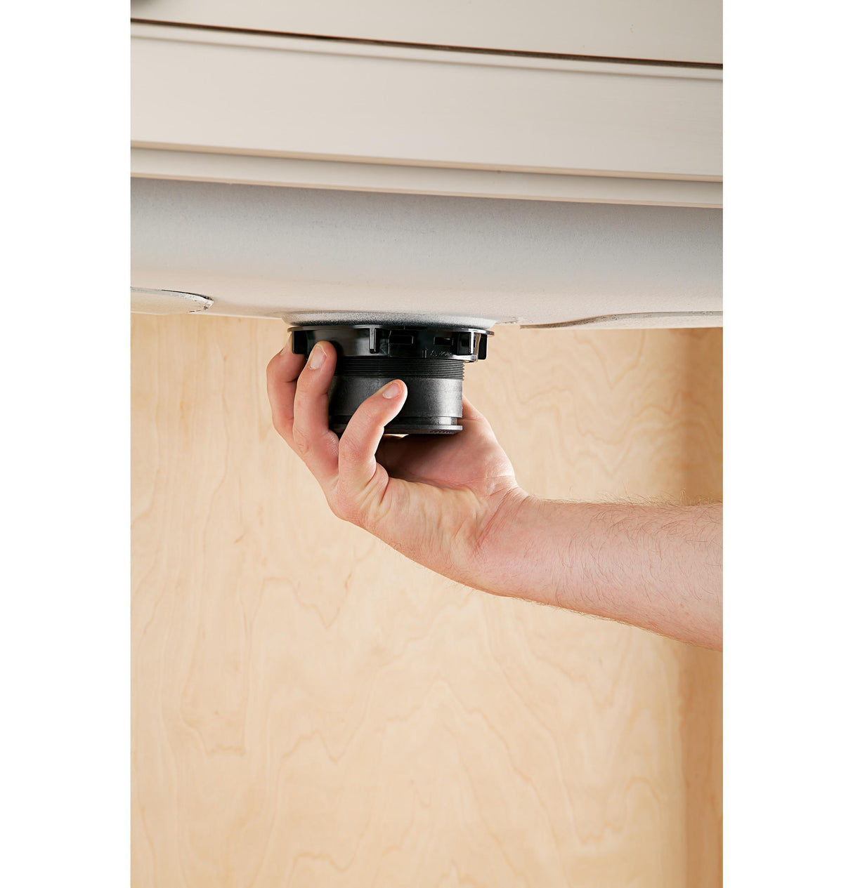 GE DISPOSALL® 3/4 HP Continuous Feed Garbage Disposer - Non-Corded