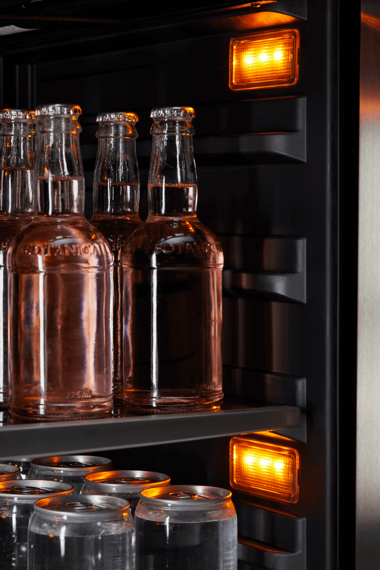 Presrv Beverage Cooler, 15in Under Cabinet, SS+Glass, Reverse Door, 1 Zone