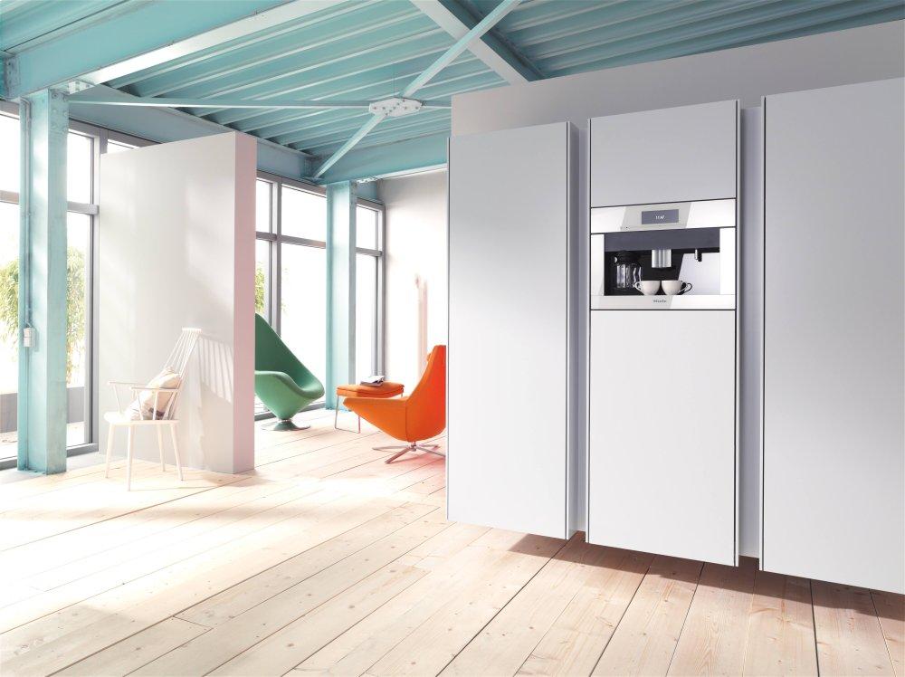 CVA 6805 - Built-in coffee machine with bean-to-cup system - the Miele all-rounder for the highest demands.