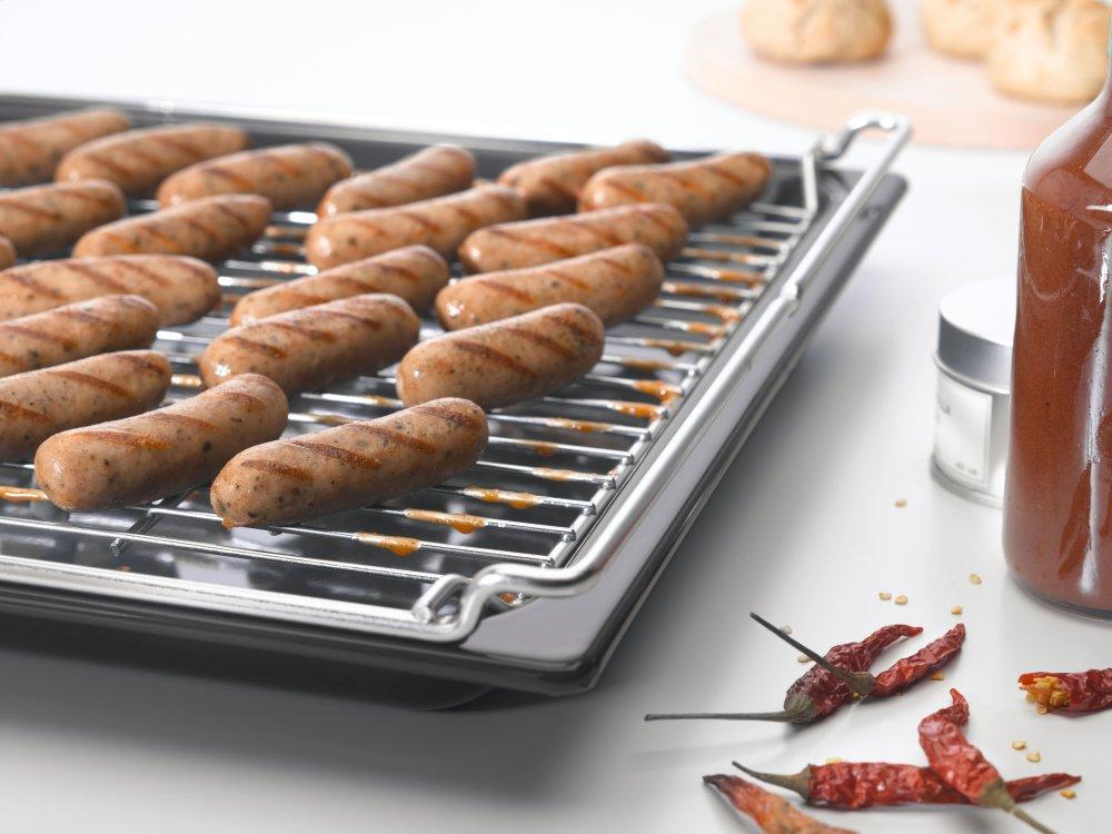 Genuine Miele baking and roasting rack -