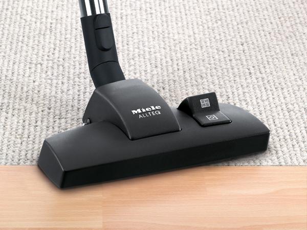 S8390 HomeCare - S8390 HomeCare