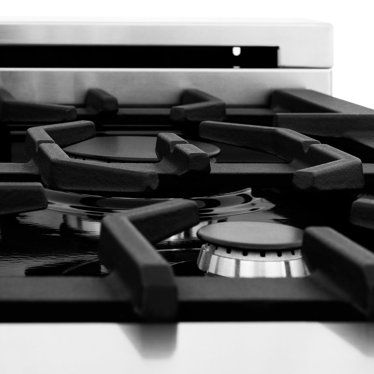 ZLINE 24 in. 2.8 cu. ft. Electric Oven and Gas Cooktop Dual Fuel Range with Griddle in Stainless Steel (RA-GR-24)