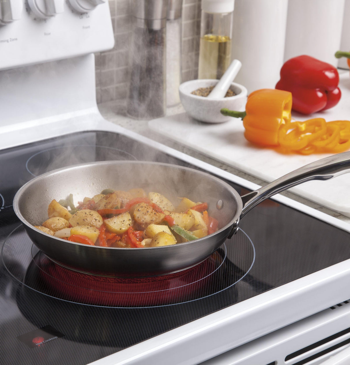 GE® 30" Free-Standing Electric Convection Range