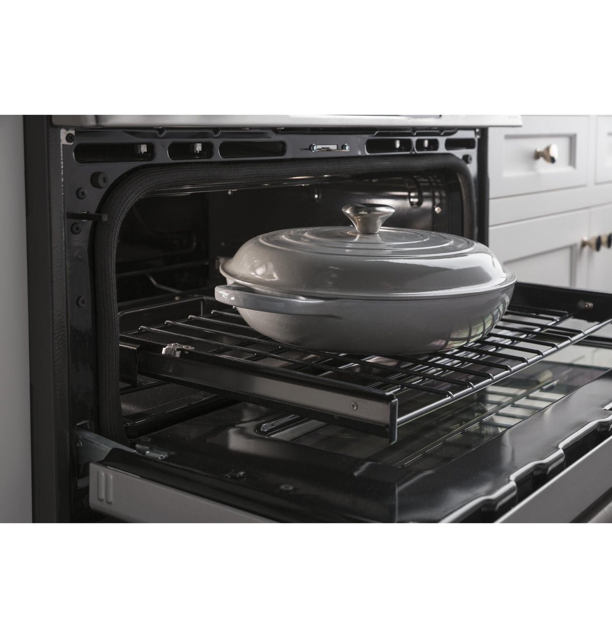 GE Cafe™ Series 30" Slide-In Front Control Dual-Fuel Double Oven with Convection Range
