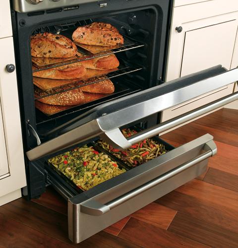 GE Cafe™ 30" Free-Standing Range with Baking Drawer