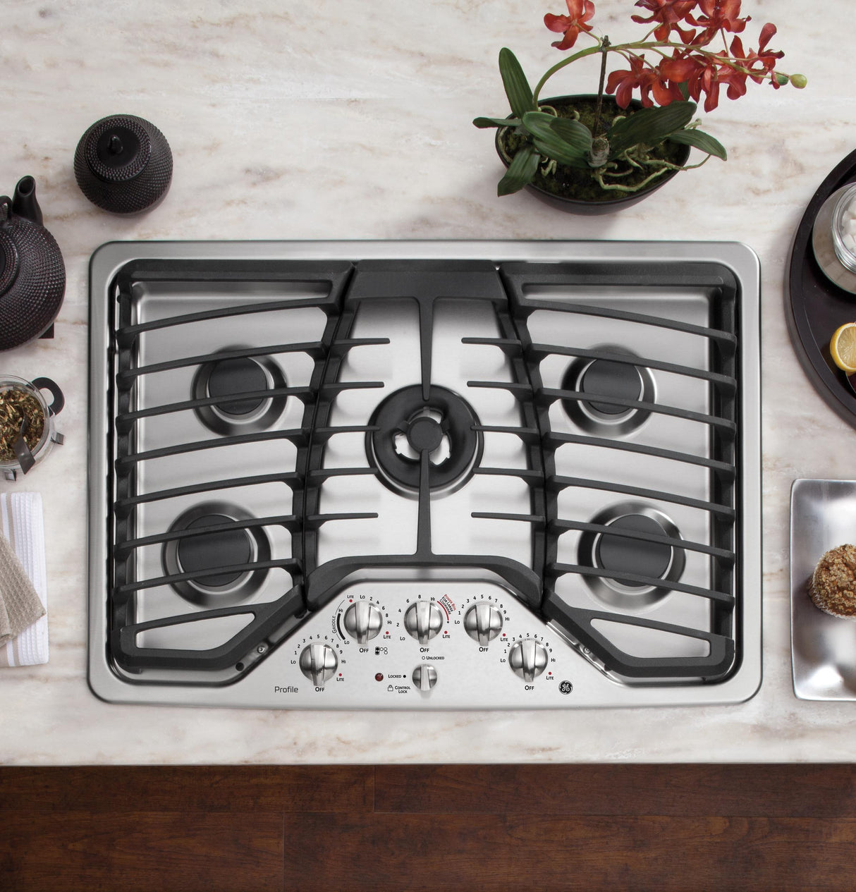 GE Profile™ Series 30" Built-In Gas Cooktop