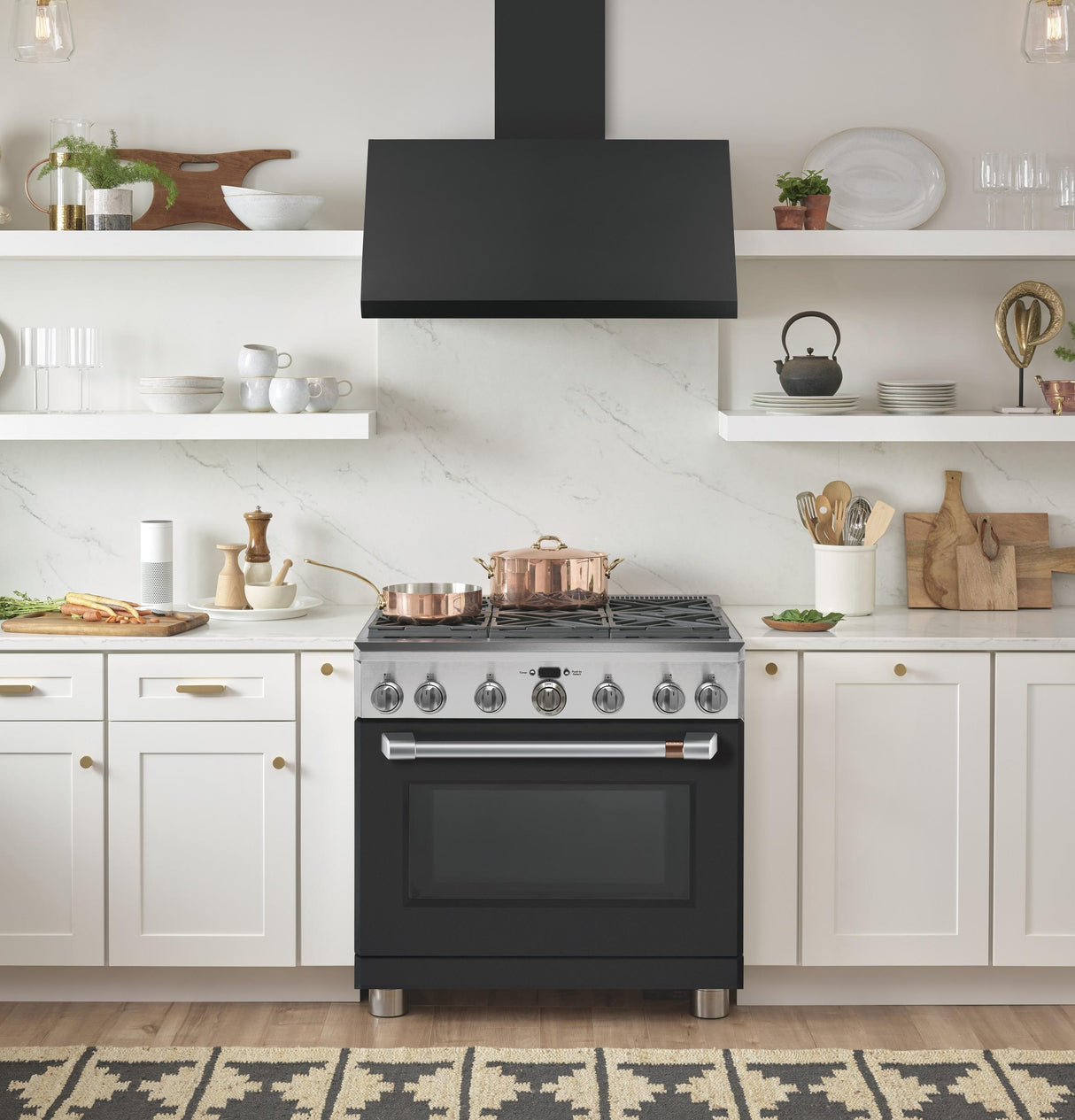 CAF(EBACK)™ 36" Commercial-Style Hood