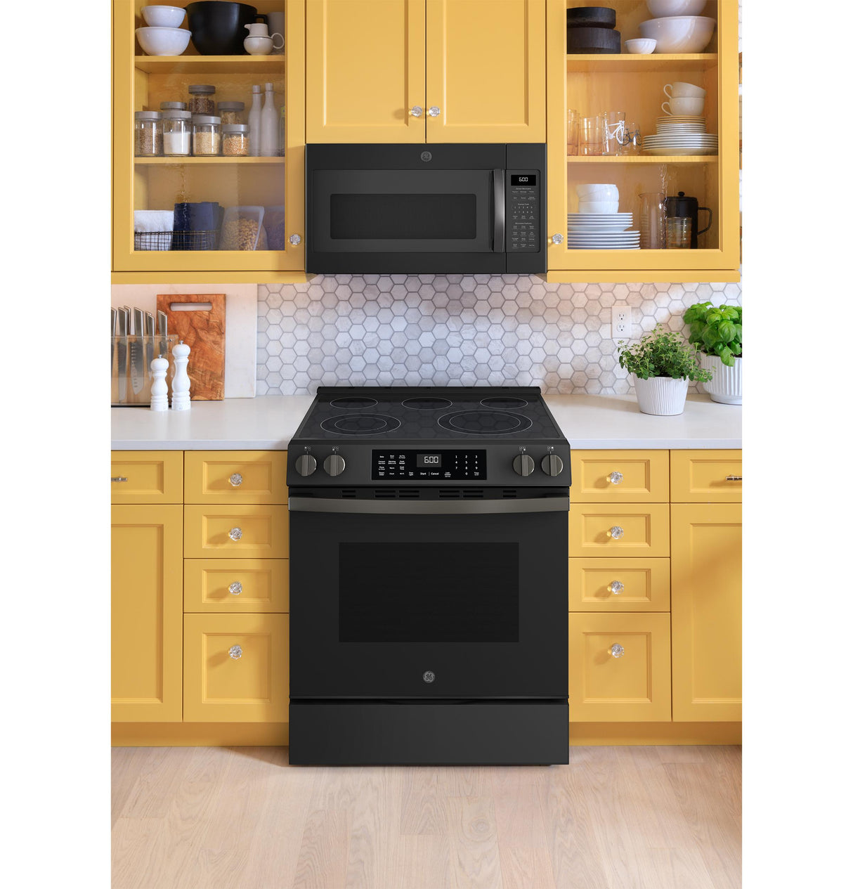 GE® ENERGY STAR® 30" Slide-In Electric Convection Range with No Preheat Air Fry and EasyWash™ Oven Tray