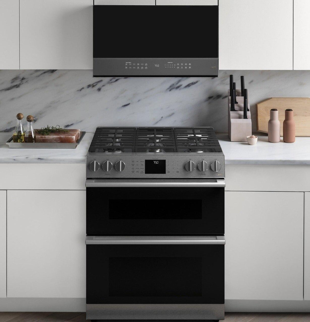 Café™ 30" Smart Slide-In, Front-Control, Gas Double-Oven Range with Convection in Platinum Glass