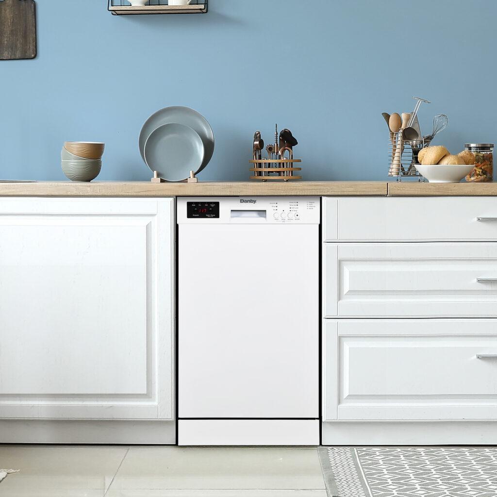 Danby 18" Wide Built-in Dishwasher in White