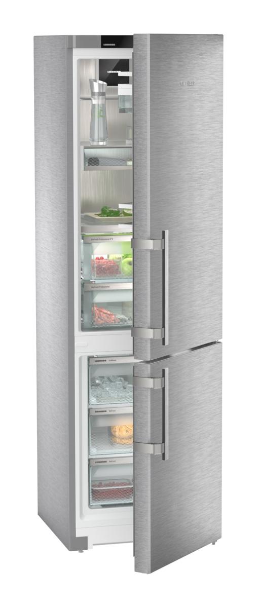Fridge-freezer with BioFresh Professional and NoFrost