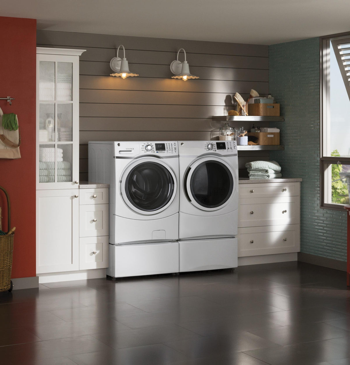 Laundry Front Load Pedestal
