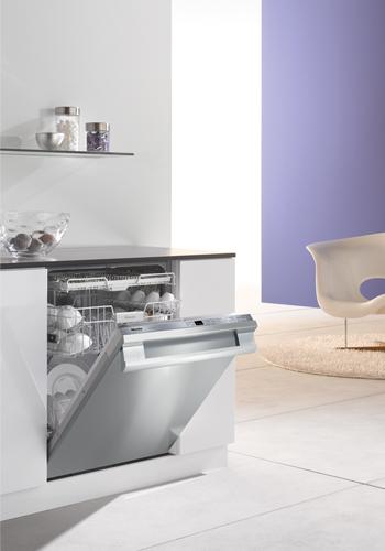 Prefinished, Fully-Integrated, Full-size Dishwasher