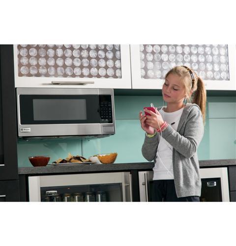 GE Monogram® 1.1 Cu. Ft. Countertop Microwave Oven