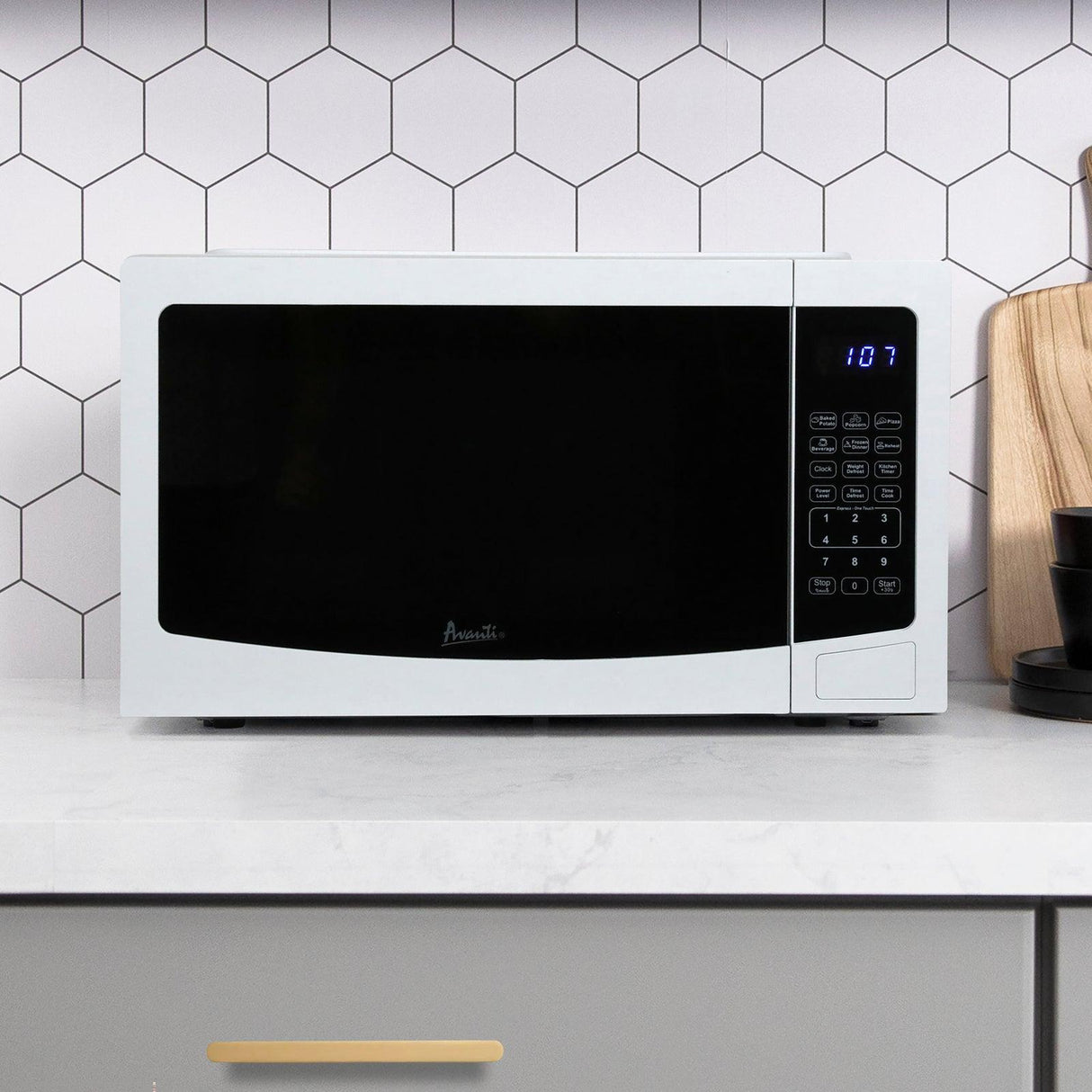 Avanti 1.1 cu. ft. Microwave Oven - White