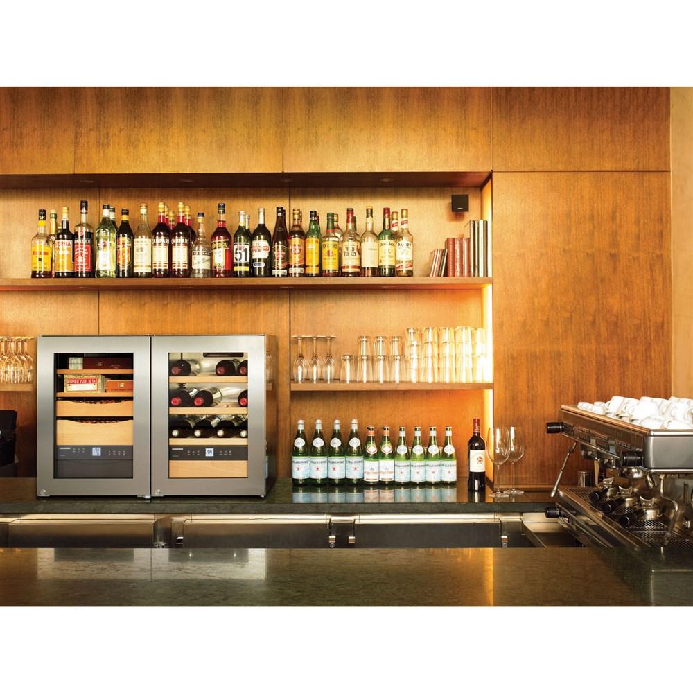 HUMIDOR