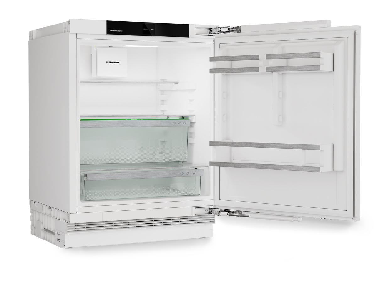 Fridge suitable for undercounter installation with EasyFresh