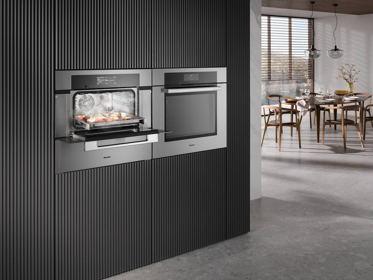 DGC 7770 Clean Touch Steel - 30" Compact Combi-Steam Oven XL for steam cooking, baking, roasting with roast probe + menu cooking.