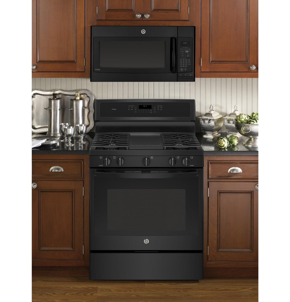 GE Profile Series 30" Free-Standing Gas Convection Range