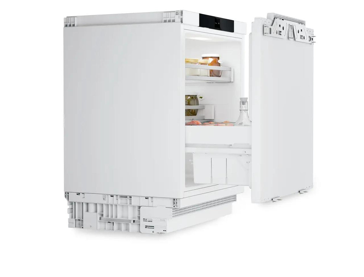 Refrigerator suitable for undercounter installation