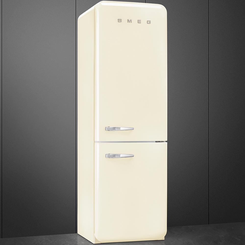 Approx 24" 50'S Style refrigerator with automatic freezer, Cream, Right hand hinge
