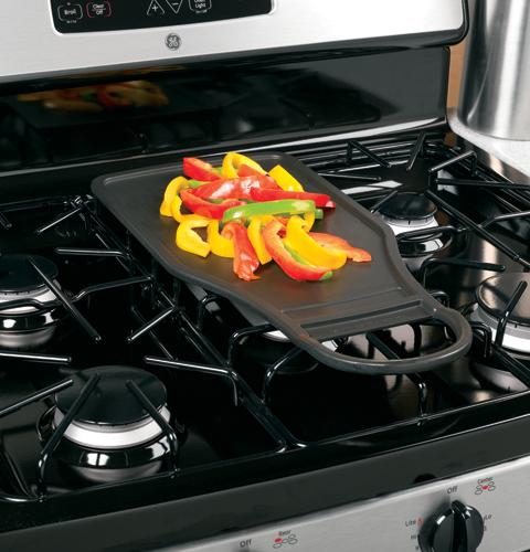 GE® 30" Free-Standing Gas Range