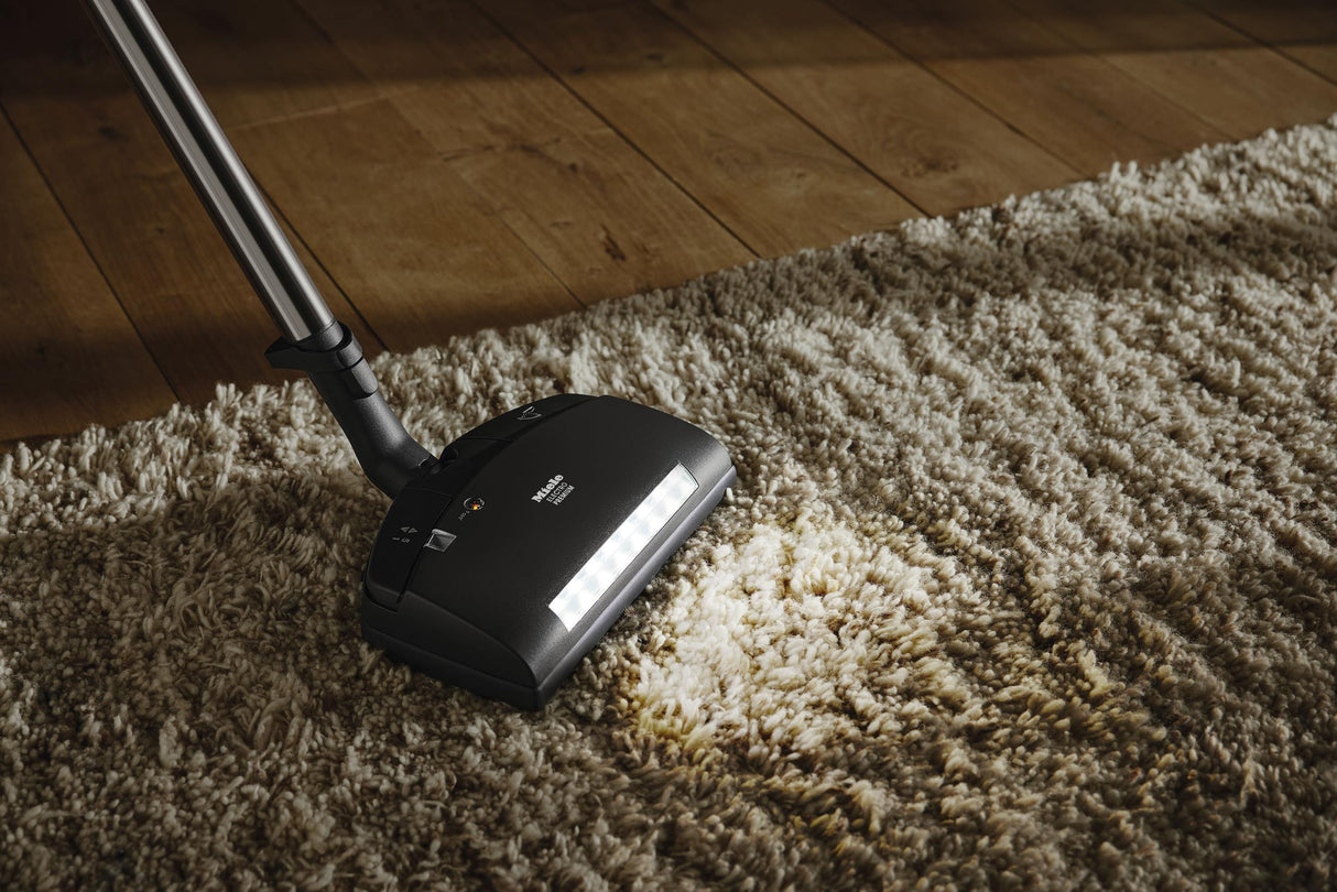 Electro Premium floorbrush - especially wide for quick and deep cleaning of carpeting.