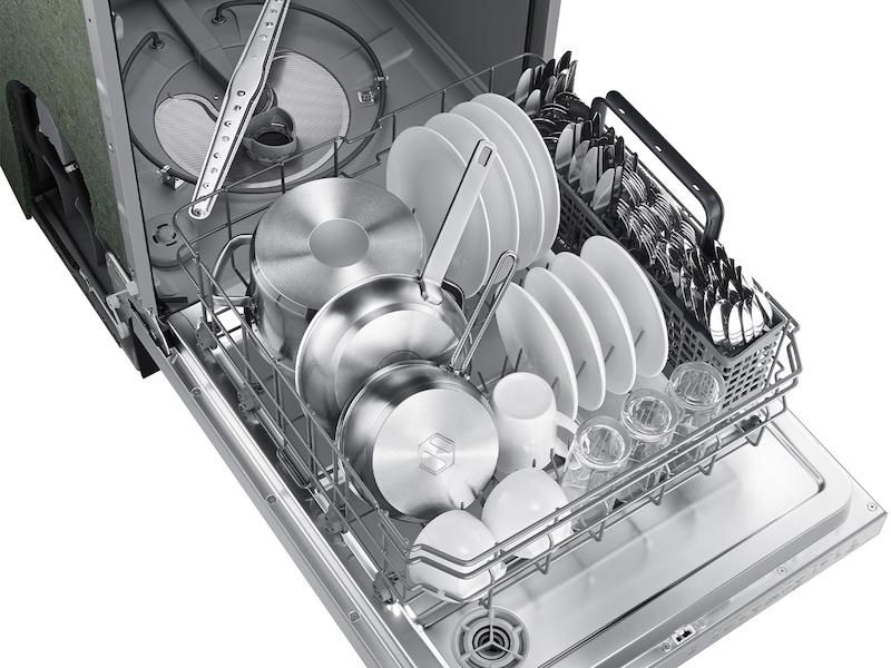 Dishwasher with Height-Adjustable Rack