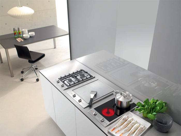 CS1000 Series Combisets Model: CS1112E Ceramic Double Burner™