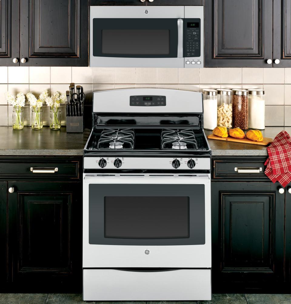 GE® 30" Free-Standing Gas Range