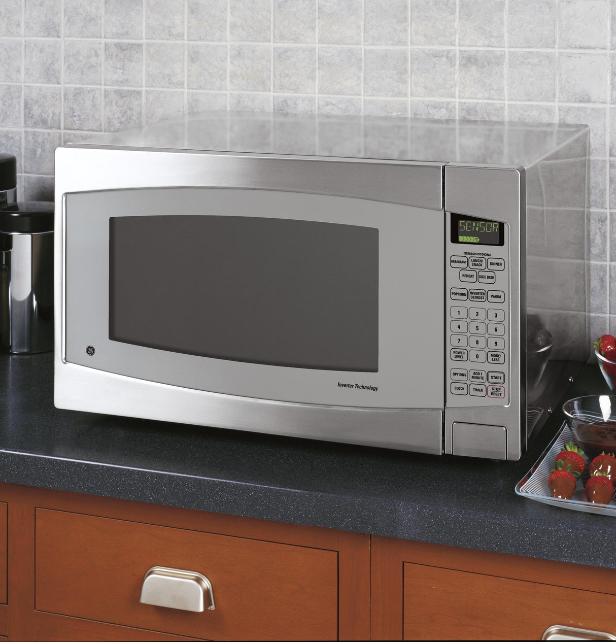 GE® 2.2 Cu. Ft. Capacity Countertop Microwave Oven
