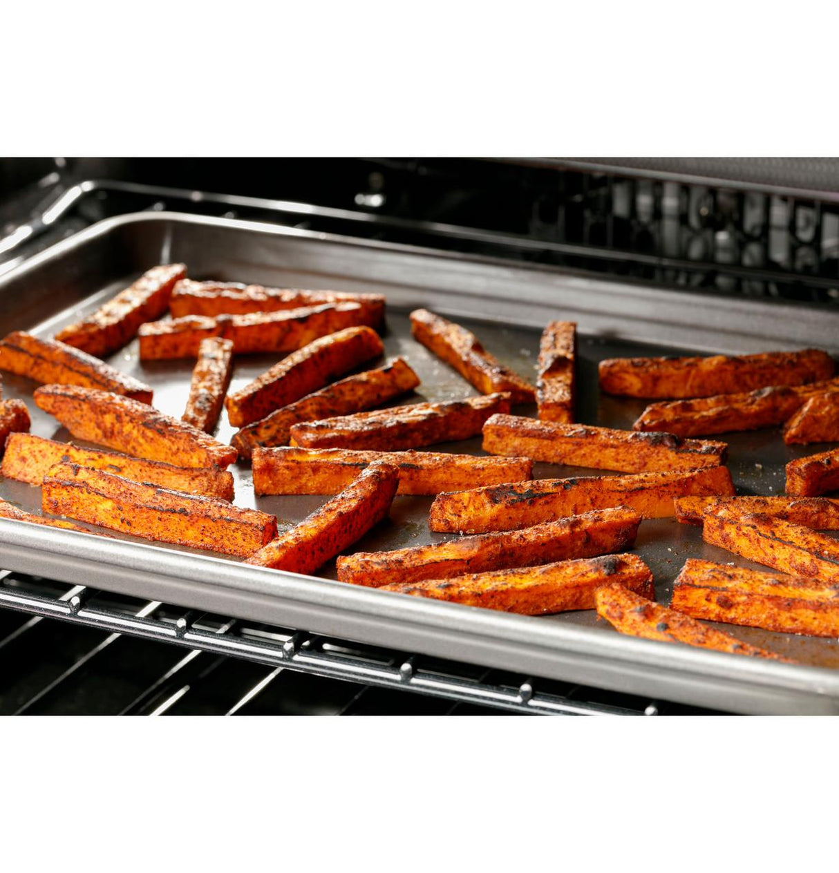Café™ 30" Smart Slide-In, Front-Control, Induction and Convection Range in Platinum Glass