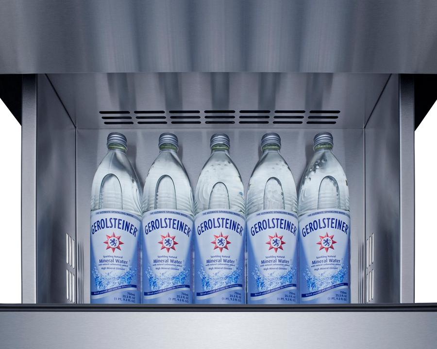 24" Wide Built-in 3-drawer Outdoor All-refrigerator
