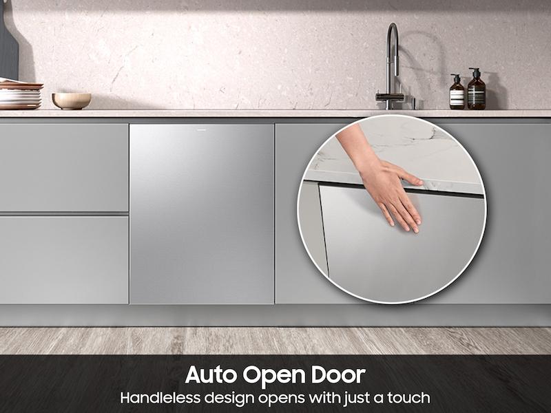 38 dBA Bespoke Auto Open Door Dishwasher with 3rd Rack Washing System in Fingerprint Resistant Stainless Steel