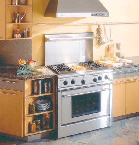 GE Monogram® 36" Professional Range with 4 Burners and Griddle (Liquid Propane)
