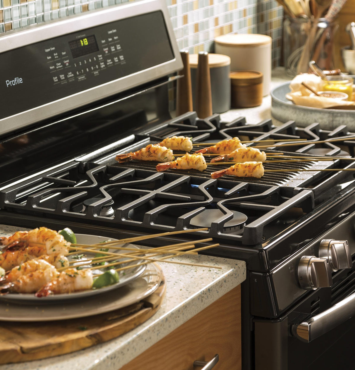 GE Profile™ 30" Free-Standing Gas Double Oven Convection Range