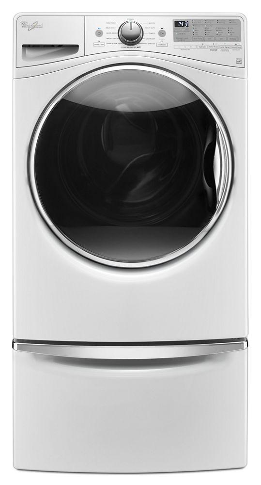 4.2 cu. ft. Front Load Washer with Closet-Depth Fit