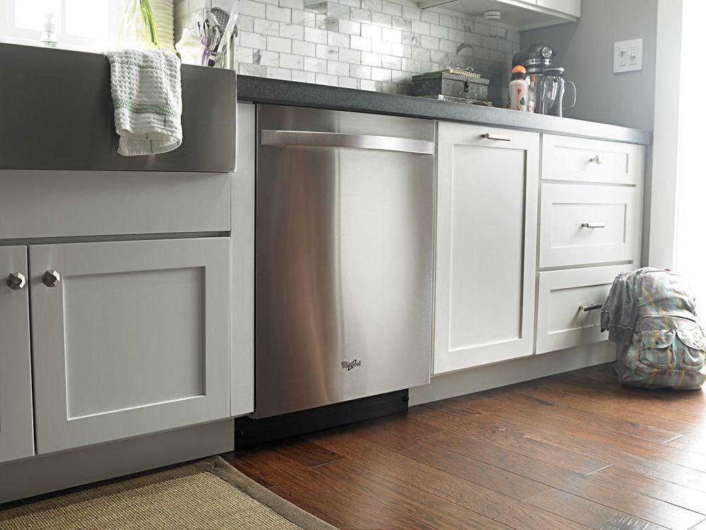 36-inch Wide 4-Door Refrigerator with More Flexible Storage
