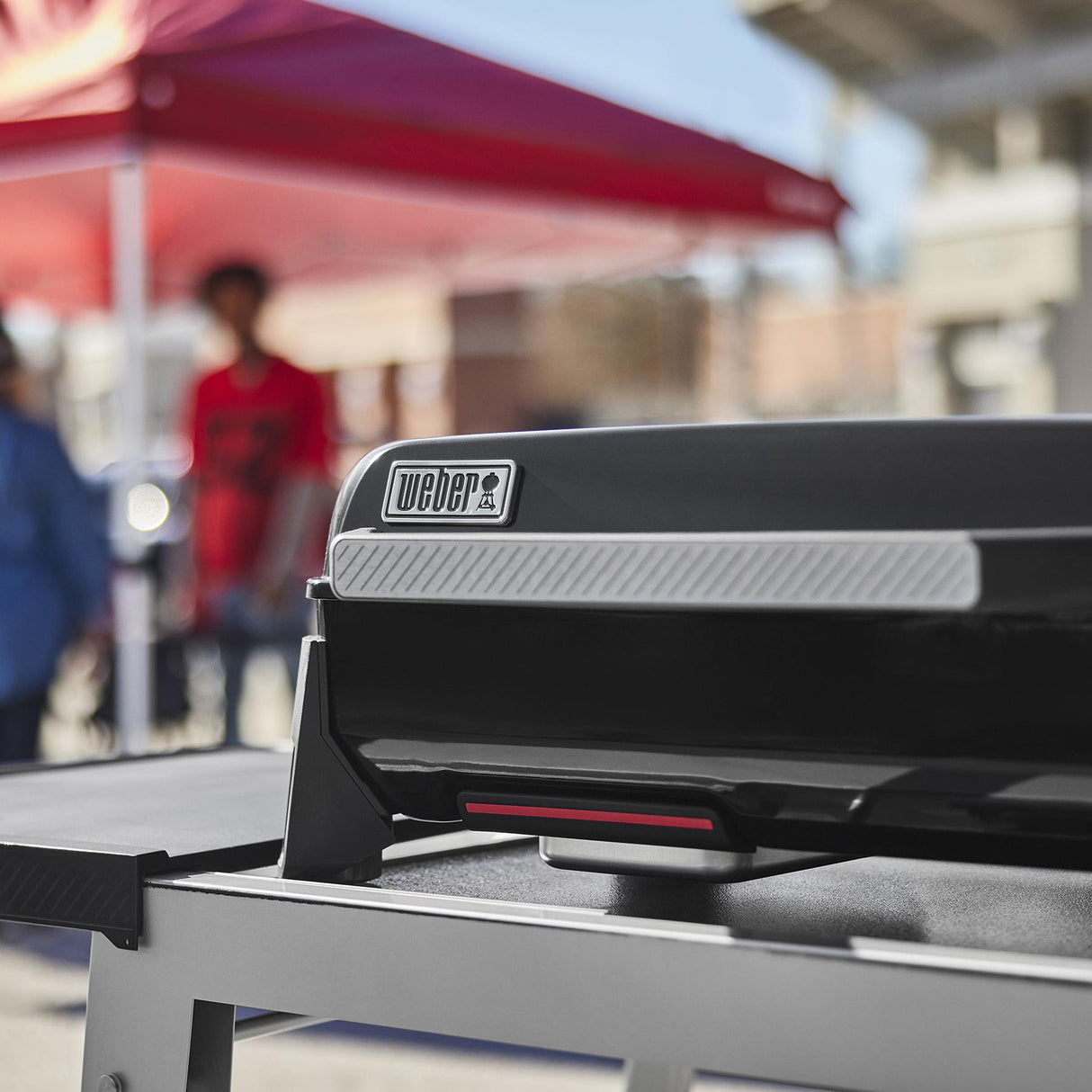 Weber Traveler® 22 Tabletop Griddle - Black