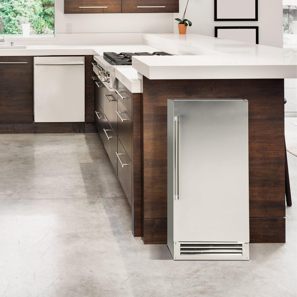 Avanti ELITE Built-in or Freestanding Ice Maker, 15"