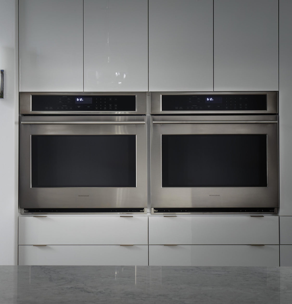 Monogram 30" Electric Convection Single Wall Oven