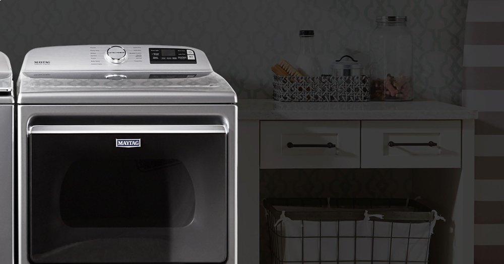 8.8 cu. ft. Extra-Large Capacity Dryer with Advanced Moisture Sensing