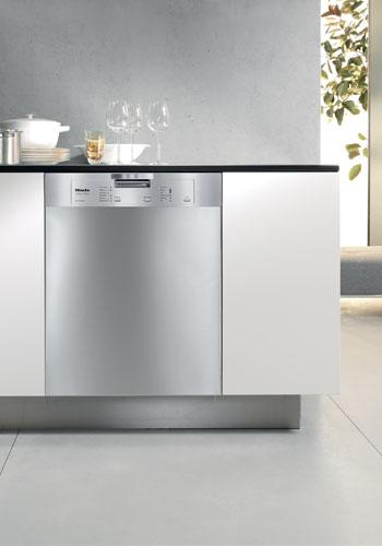 Prefinished, Full-size Dishwasher