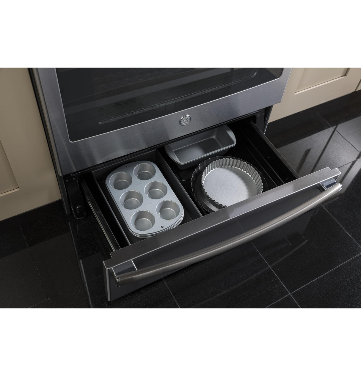 GE® 30" Slide-In Electric Convection Range