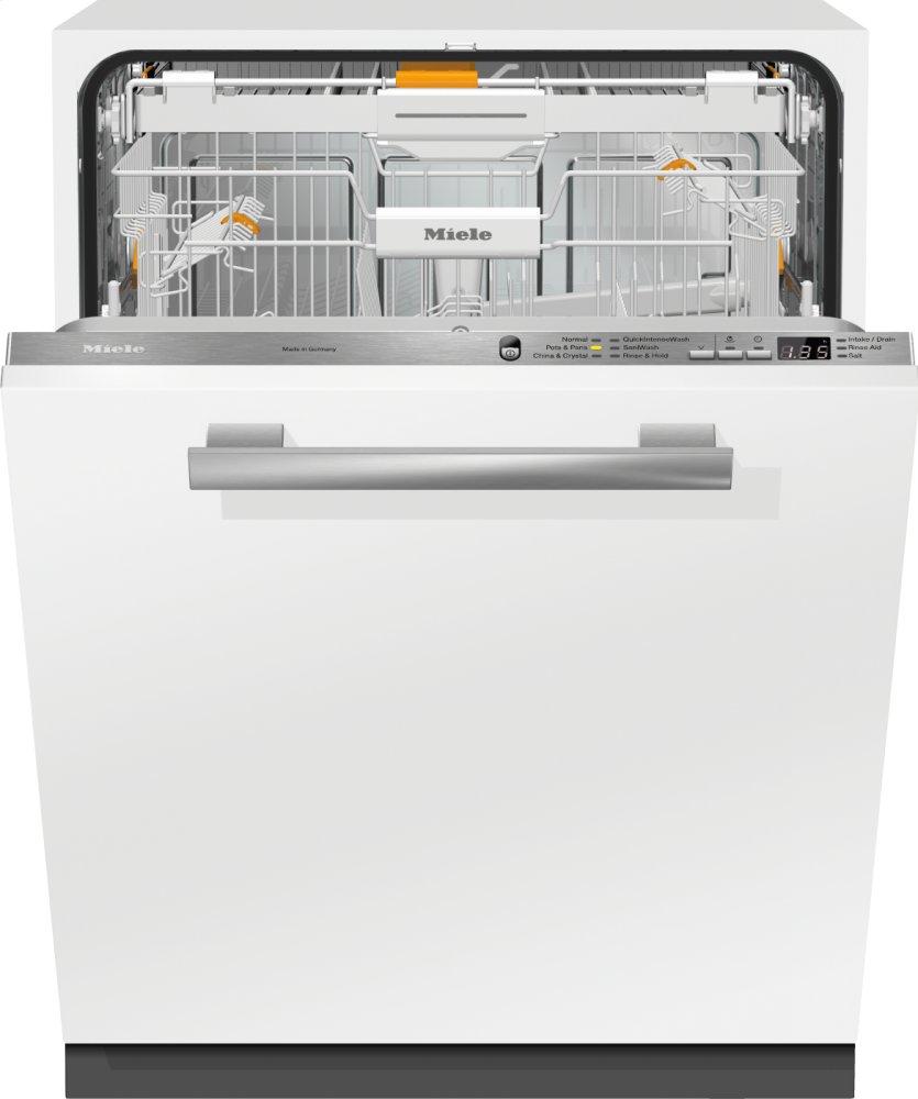 Fully-integrated, full-size dishwasher with hidden control panel, 3D+ cutlery tray, custom panel and handle ready